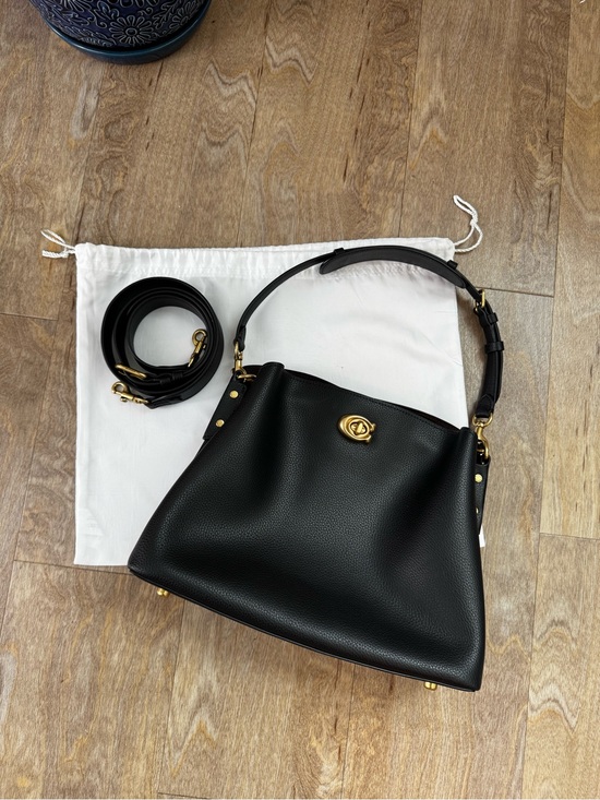 Coach Handbags - Coach Willow Bag